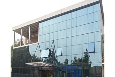 集裝箱做的辦公樓，辦公環(huán)境美美的！